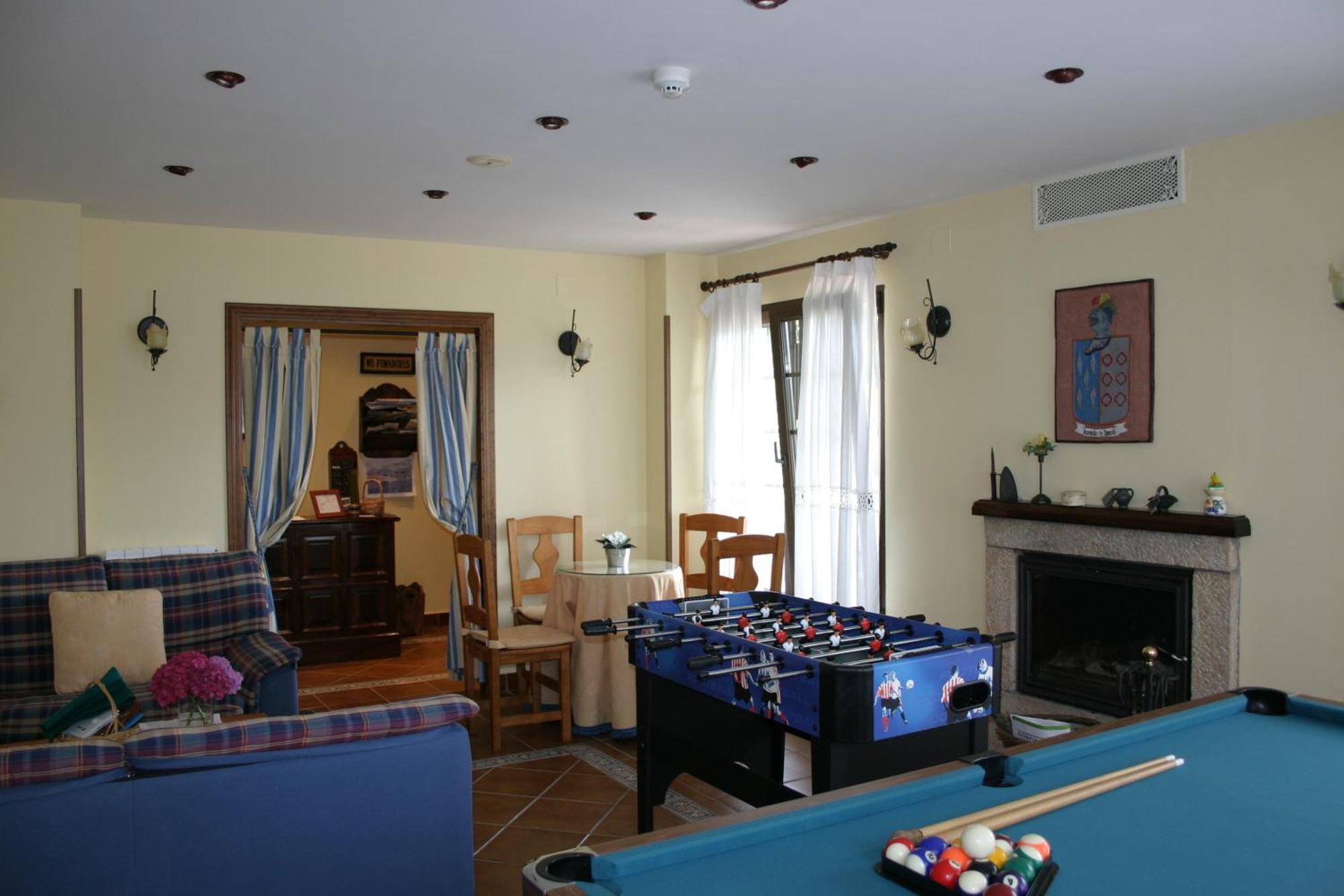 Hotel Somonte à Quintes Extérieur photo